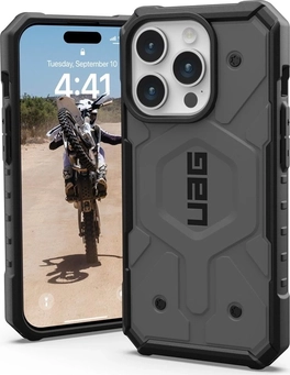 UAG Pathfinder case with MagSafe для Apple iPhone 15 Pro срібний